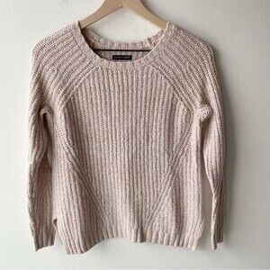 american eagle ahh-mazingly soft pink sweater